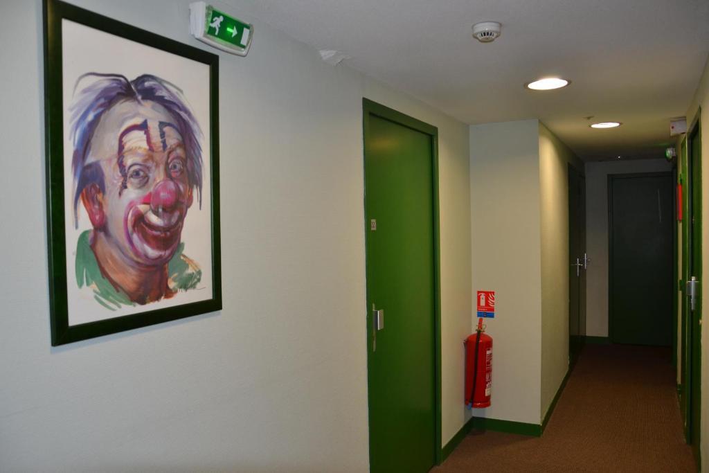 Hotel Les Benedictins Limoges Rum bild