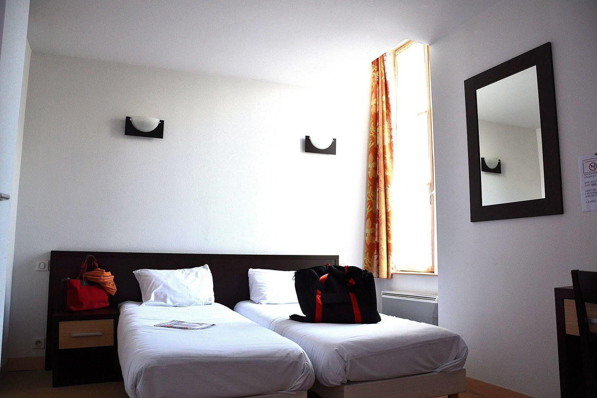 Hotel Les Benedictins Limoges Exteriör bild