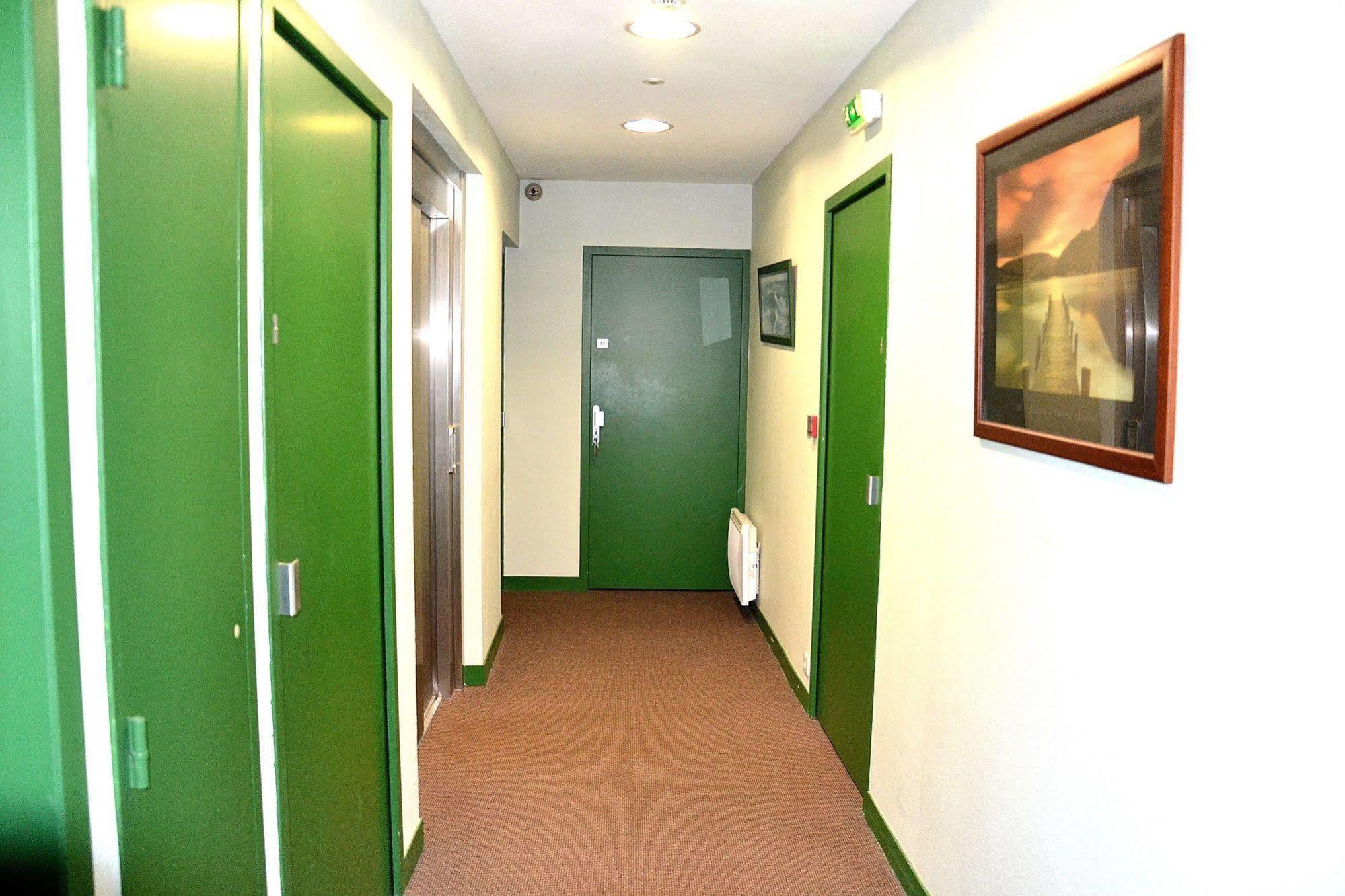 Hotel Les Benedictins Limoges Exteriör bild
